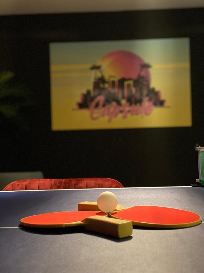 Capsule Miami Vice - Jacuzzi - Billard - Ecran Cinema & Netflix - Ping-Pong - Nintendo & Jeux- リエヴァン エクステリア 写真